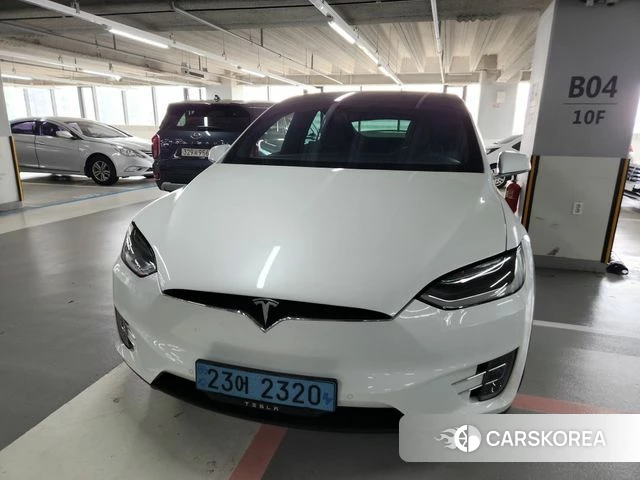 Tesla Model X 2018 Белый из Кореи