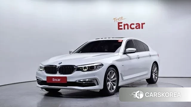 BMW 5 Series (G30) 2018 Белый из Кореи