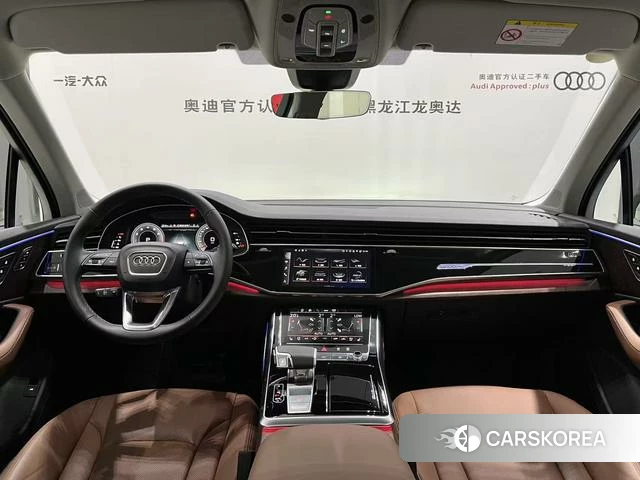 Audi Q7 2025 Черный из Китая