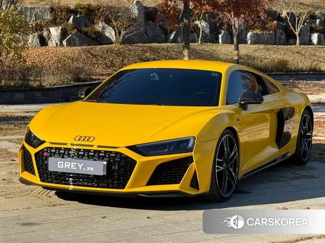 Audi R8 (4S) 2021 Желтый из Кореи