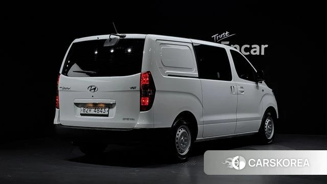 Hyundai The New Grand Starex 2019 Белый из Кореи