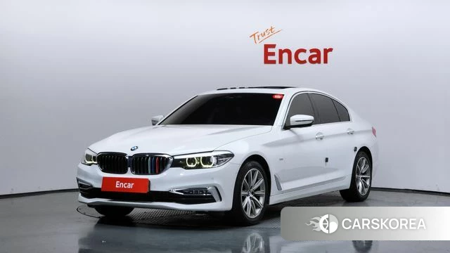 BMW 5 Series (G30) 2018 Белый из Кореи