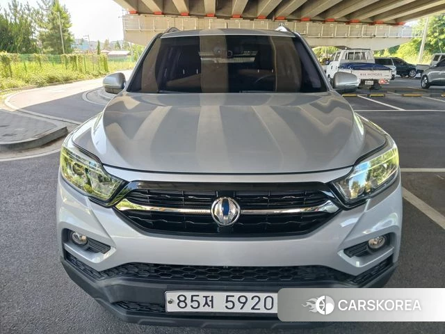 Ssangyong Rexton Sports 2018 Серебряный из Кореи