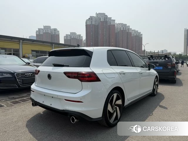 Volkswagen Golf GTI 2022 Белый из Китая