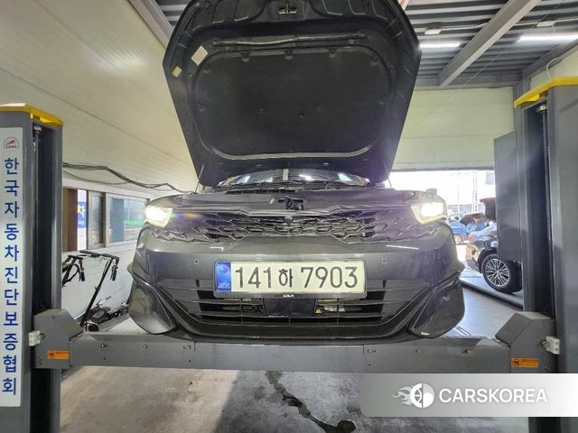 Kia K5 3rd generation 2022 Серый из Кореи