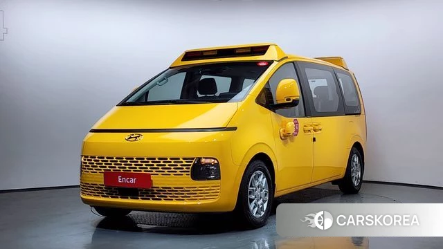 Hyundai Staria 2022 Желтый из Кореи