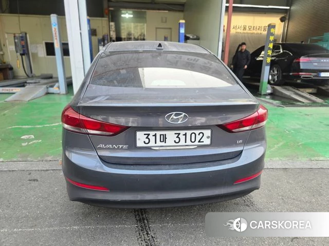 Hyundai Avante AD 2018 Серый из Кореи
