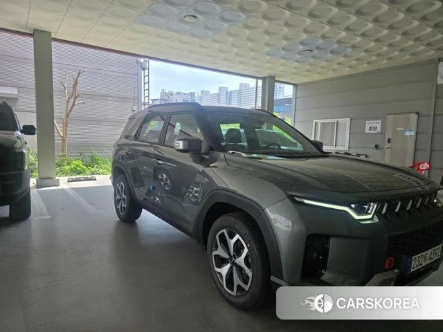 Ssangyong The New Torres 2026 Темно-зеленый из Кореи
