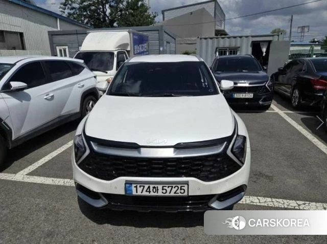 Kia Sportage 5th Generation Hybrid 2023 Белый из Кореи