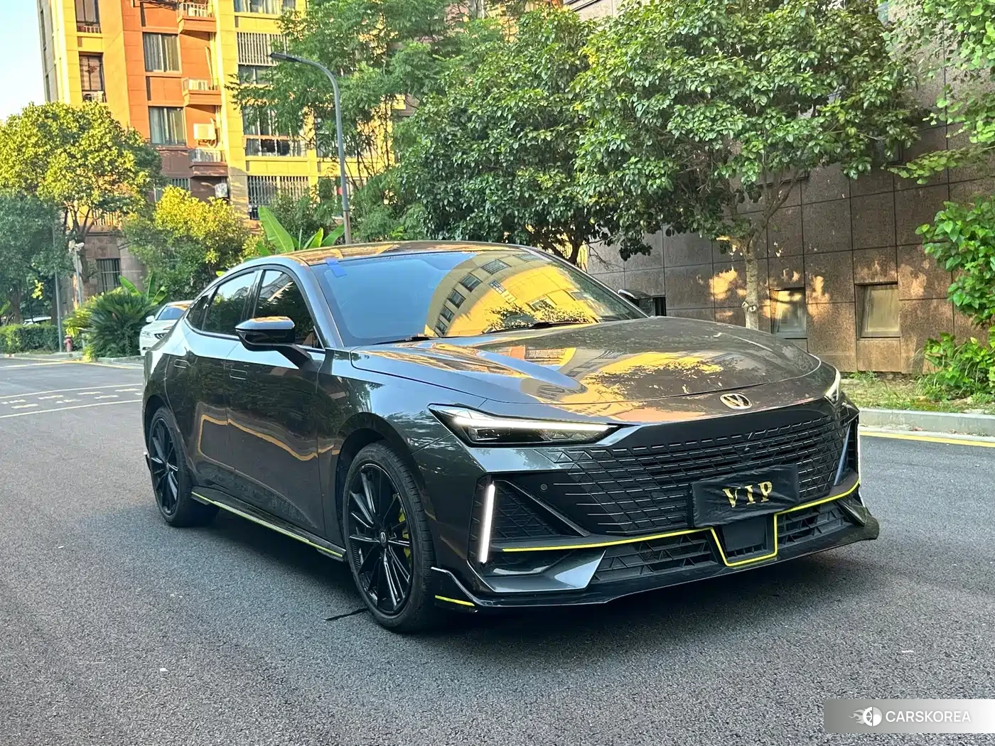 Chang'an UNI-V 2023 Silver/gray из Китая