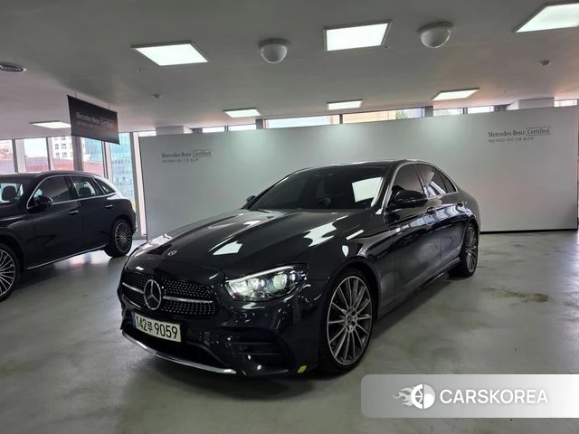 Mercedes-Benz E-Class W213 2021 Серый из Кореи