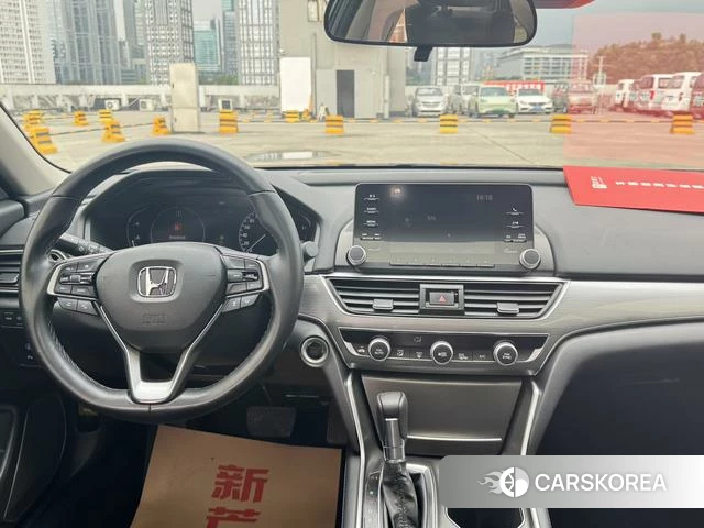 Honda Accord 2021 Серебристо-серый из Китая