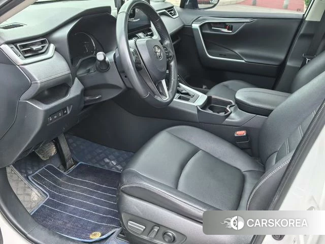 Toyota RAV4 Rongfang 2021 Белый из Китая
