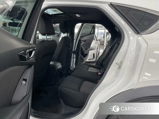 Mazda CX-4 2022 Белый из Китая