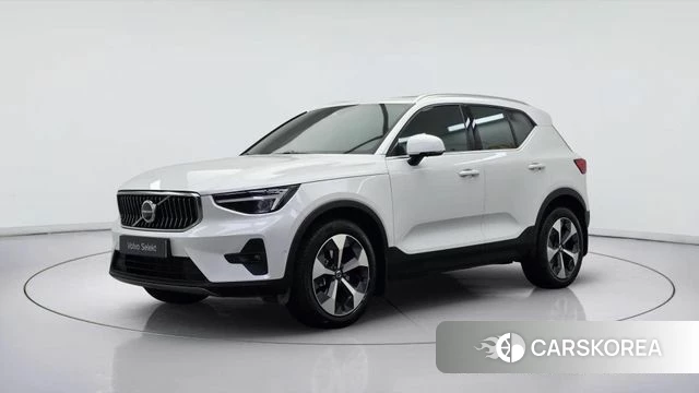 Volvo XC40 2023 Белый из Кореи