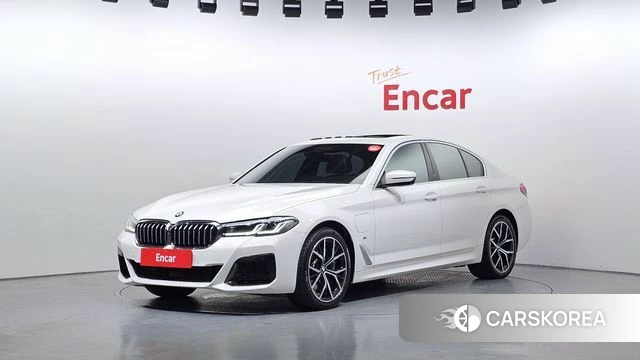 BMW 5 Series (G30) 2021 Белый из Кореи