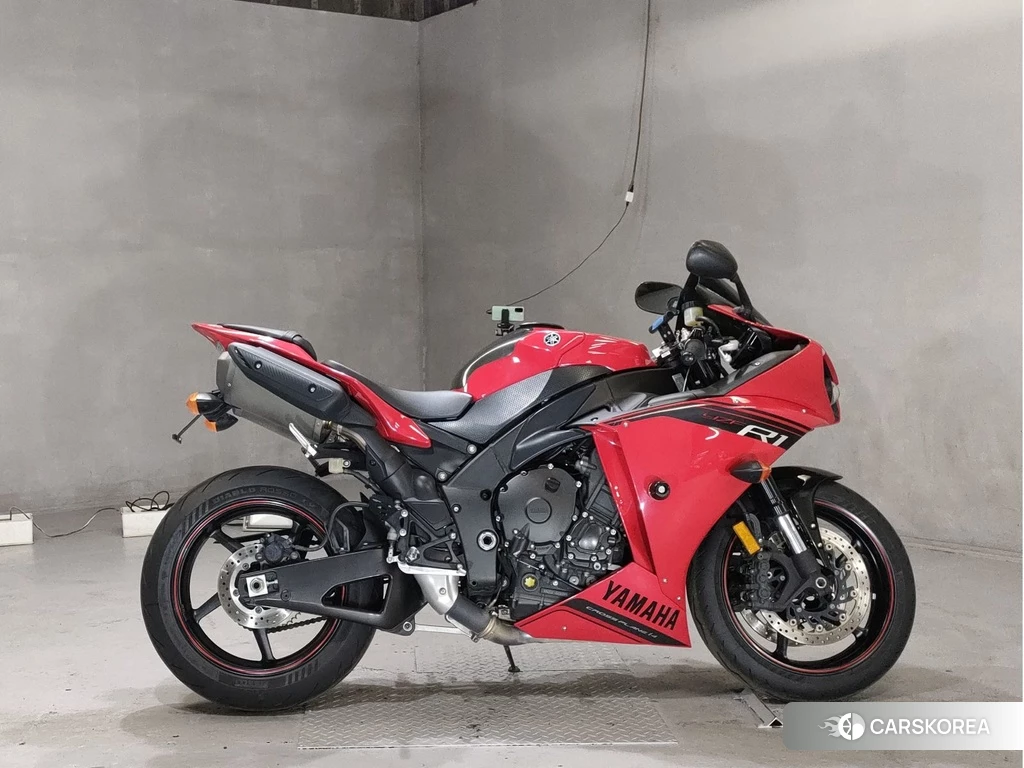 Проданный Yamaha YZF-R1 2014 из Японии