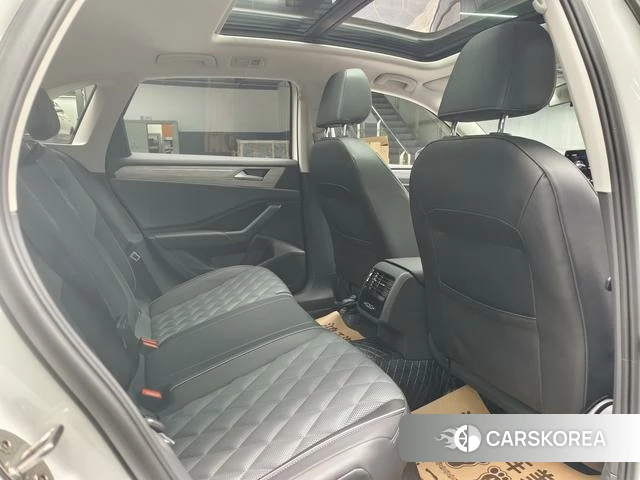 Volkswagen Sagitar 2024 Белый из Китая