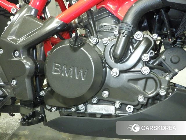 Engine photo