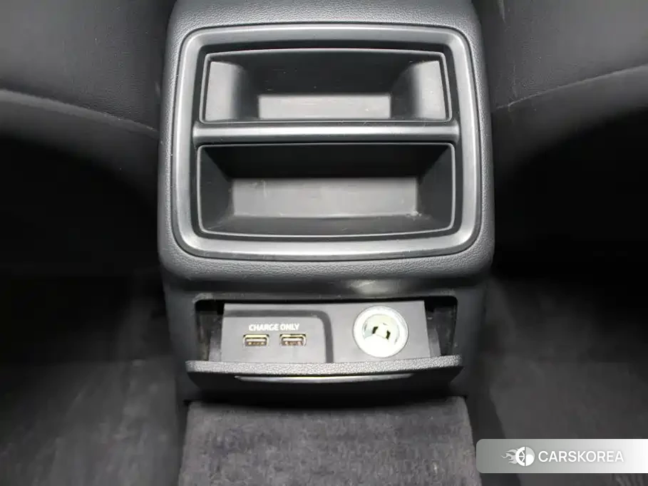 Audi A4L id 4674534 из Китая