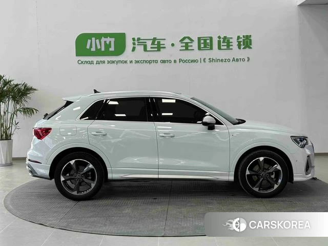 Audi Q3 2022 Белый из Китая