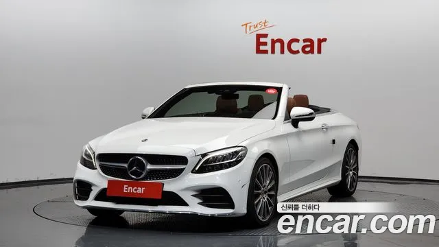 Mercedes-Benz C-Class W205 2019 Белый из Кореи