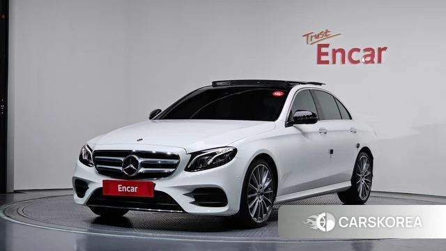 Mercedes-Benz E-Class W213 2018 Белый из Кореи