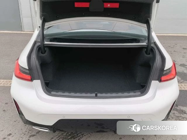 BMW 3 series 2025 Белый из Китая