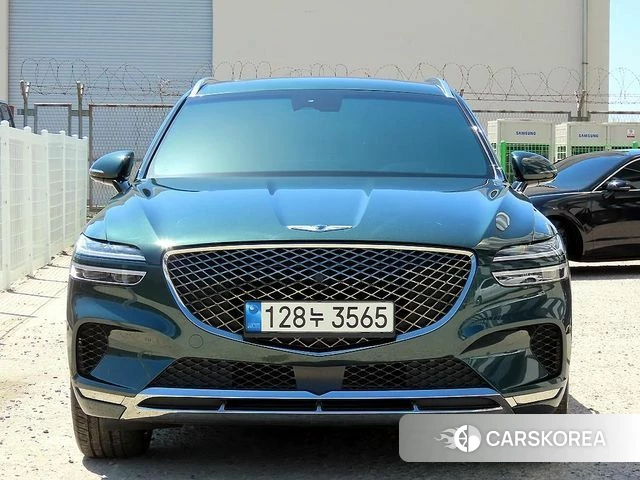 Genesis GV70 2022 Темно-зеленый из Кореи