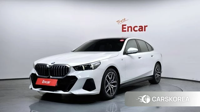 BMW 5 Series (G60) 2025 Белый из Кореи