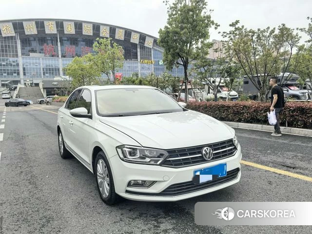 Volkswagen Bora 2018 Белый из Китая