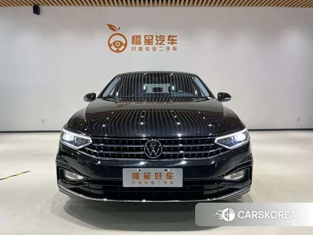 Volkswagen Magotan 2023 Черный из Китая