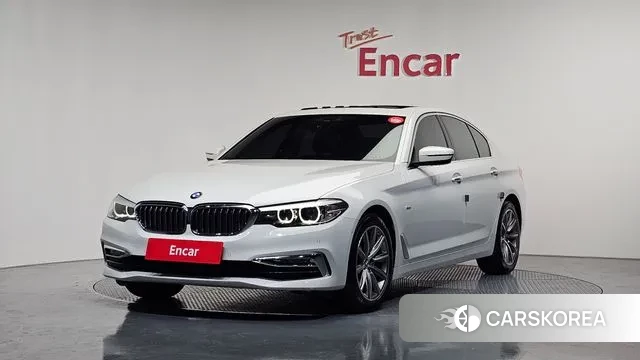 BMW 5 Series (G30) 2018 Белый из Кореи