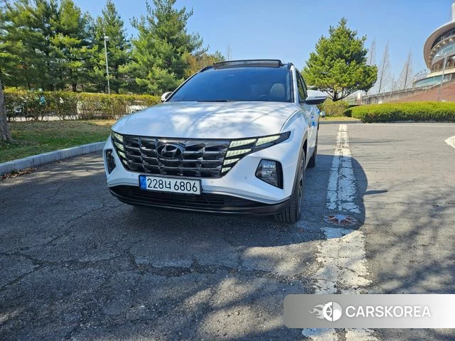 Hyundai Tucson (NX4) 2022 Жемчужный цвет из Кореи