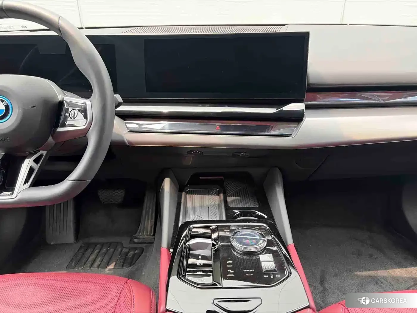 BMW i5 2025 Черный из Китая