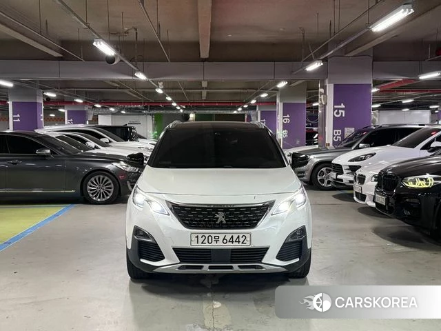 Peugeot 3008 second generation 2018 Белый из Кореи