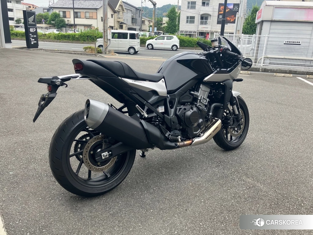 Проданный Honda HAWK 11 2022 из Японии