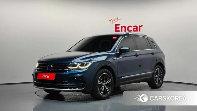 Volkswagen Tiguan second Generation 2022 Синий из Кореи