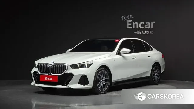 BMW 5 Series (G60) 2025 Белый из Кореи