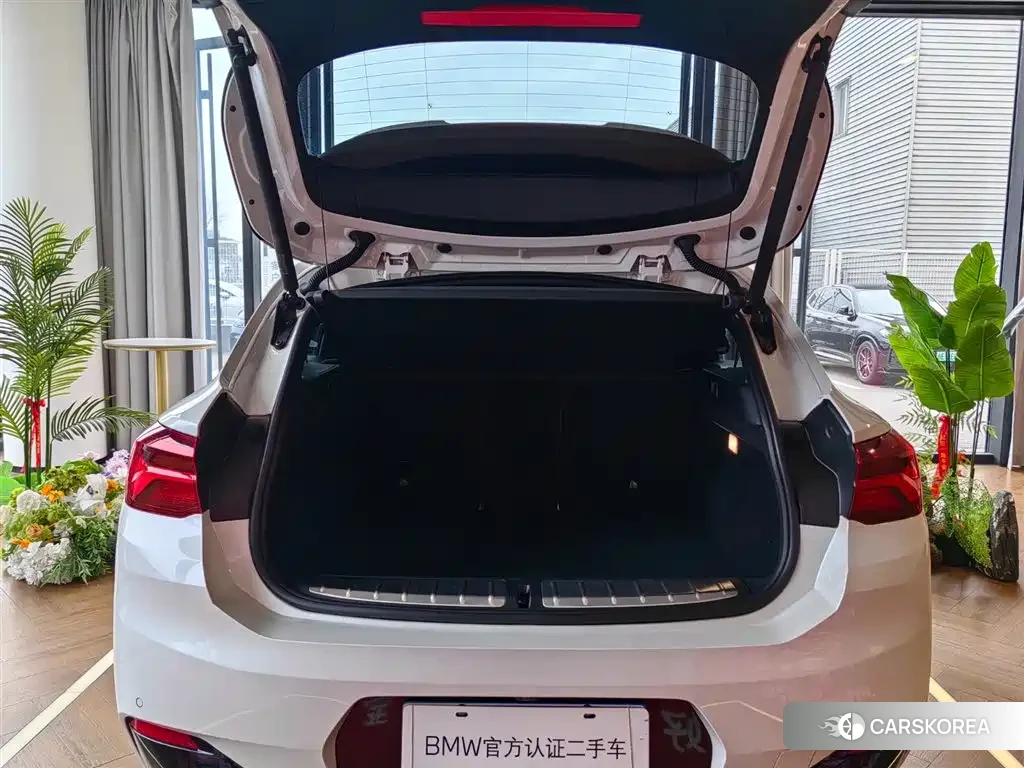 BMW X2 2022 Белый из Китая