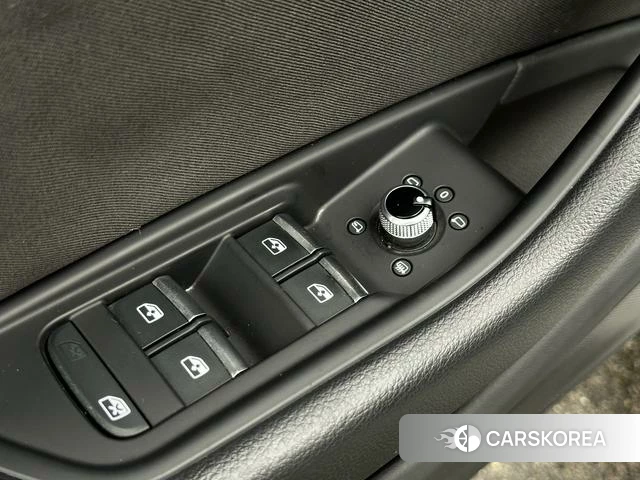 Audi A4L 2018 Шампань из Китая
