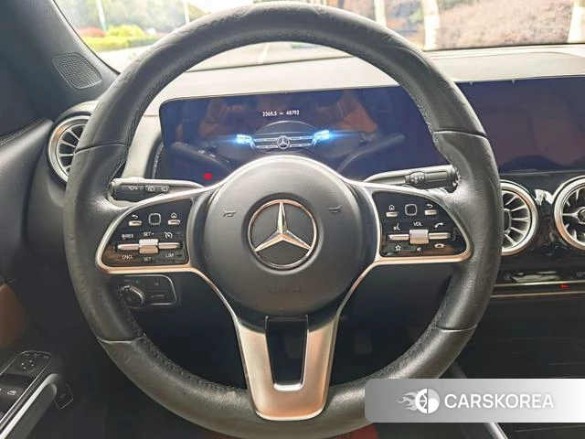 Mercedes-Benz GLB 2022 Черный из Китая
