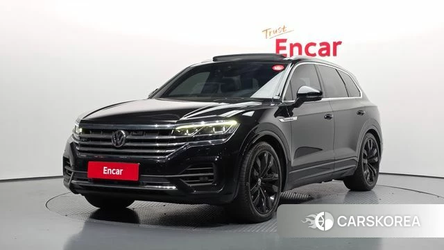 Volkswagen Touareg 3rd generation 2020 Черный из Кореи