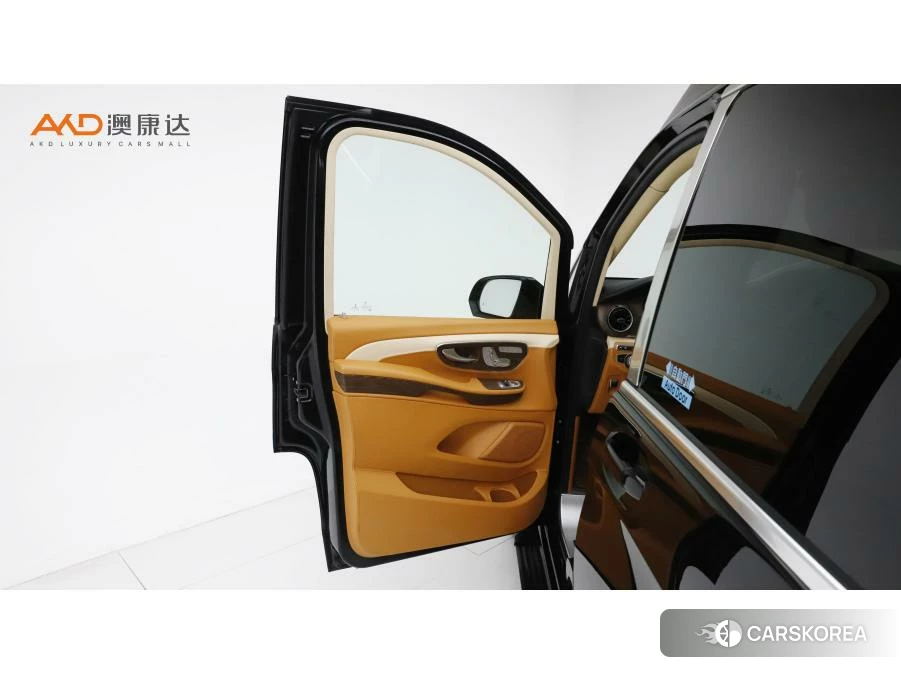 Mercedes-Benz V-class 2021 Черный из Китая