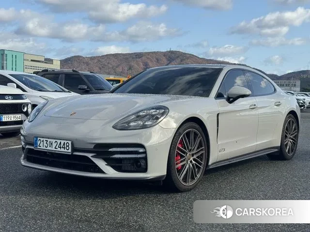 Porsche Panamera (971) 2023 Серебристо-серый из Кореи