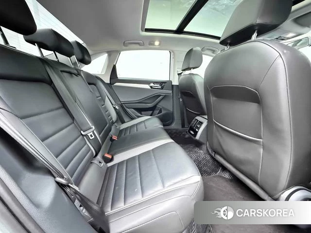 Volkswagen Sagitar 2022 Белый из Китая