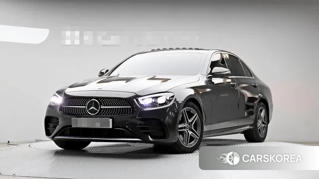 Mercedes-Benz E-Class W213 2023 Серый из Кореи