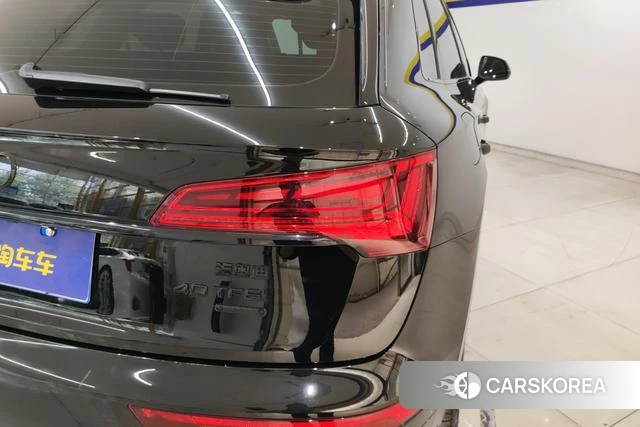 Audi Q5L 2024 Черный из Китая