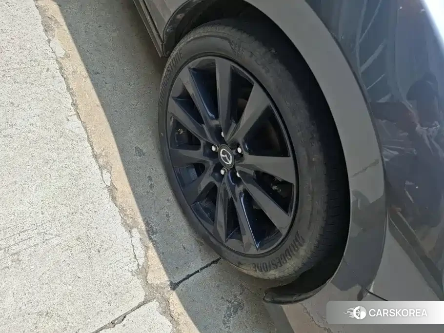 Mazda 3 2023 Silver/gray из Китая, фото 2
