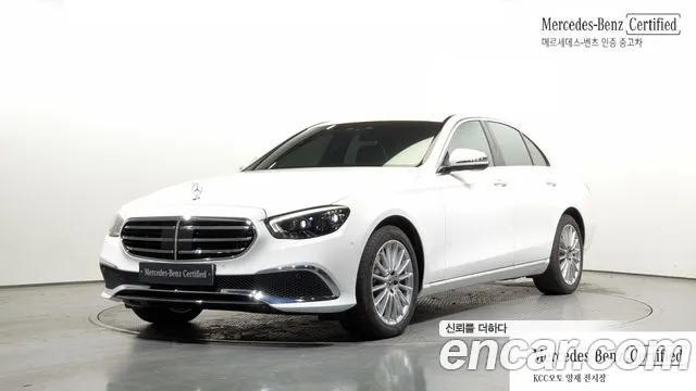 Mercedes-Benz E-Class W213 2023 Белый из Кореи
